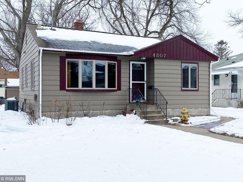 4807 Division Ave, White Bear Lake, MN 55110