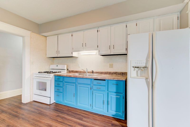 140 2nd Ave S, South Saint Paul, MN 55075