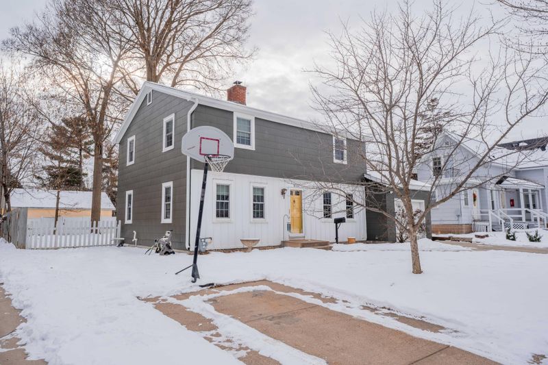 511 Summit Ave, Eau Claire, WI 54701