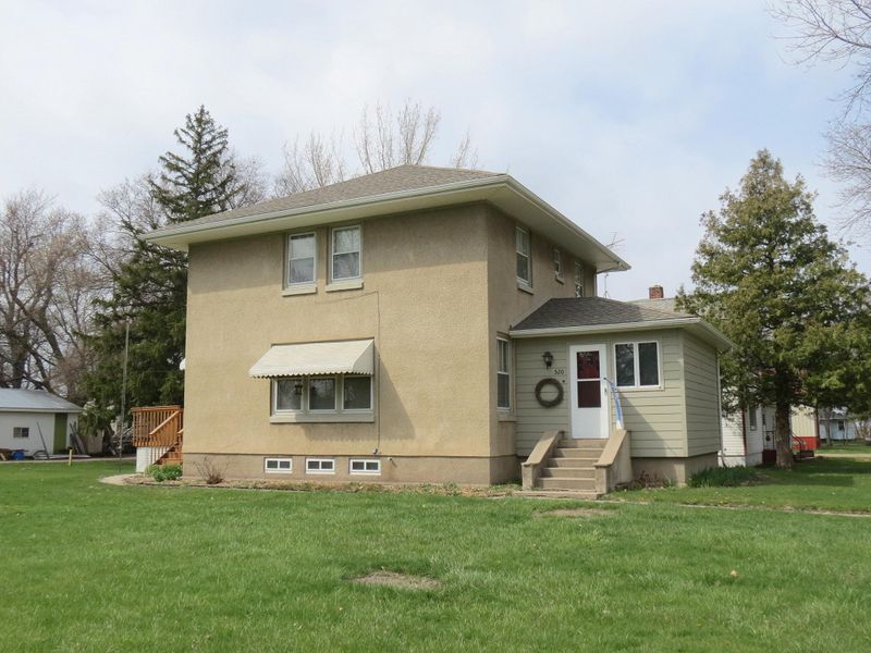 520 3rd St, Echo, MN 56237