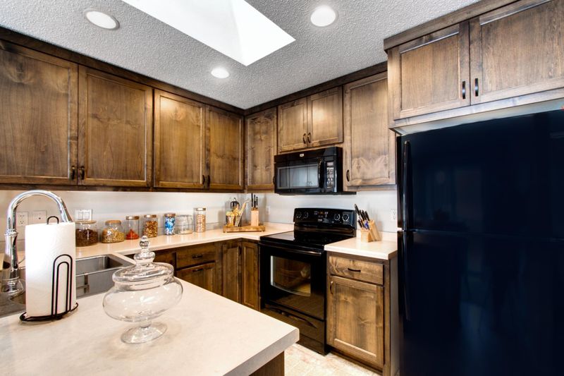 707 Columbus Ave S, New Prague, MN 56071