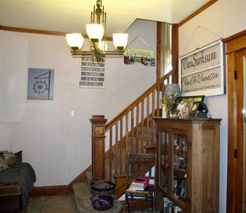 514 W Lincoln St, Luverne, MN 56156