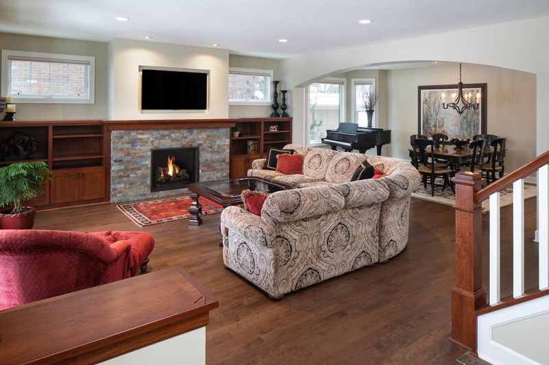 2719 Dean Pw, Minneapolis, MN 55416