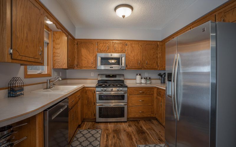 1704 Kyle Dr NE, Alexandria, MN 56308