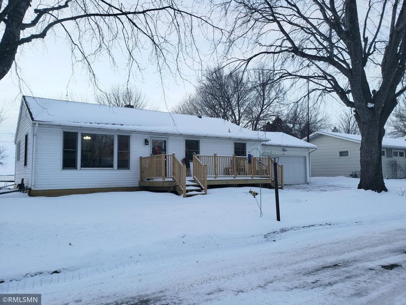 401 13th St, Clarkfield, MN 56223