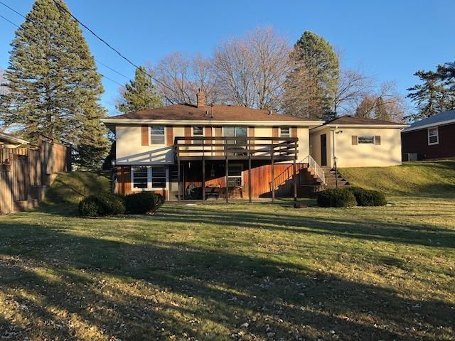 2867 Griggs St N, Roseville, MN 55113