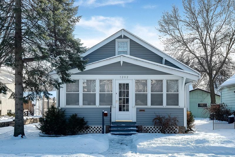 1282 Beech St, Saint Paul, MN 55106