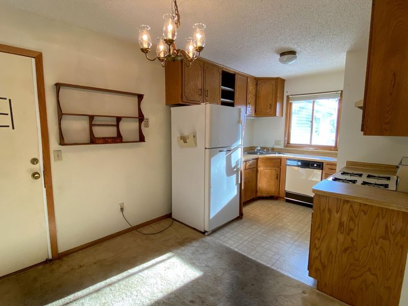 11357 Ibis St NW, Coon Rapids, MN 55433