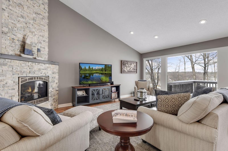 3360 Eagle Bluff Rd, Minnetrista, MN 55364