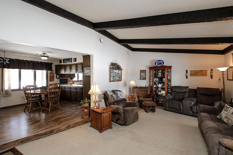 316 7th St, Buffalo Lake, MN 55314