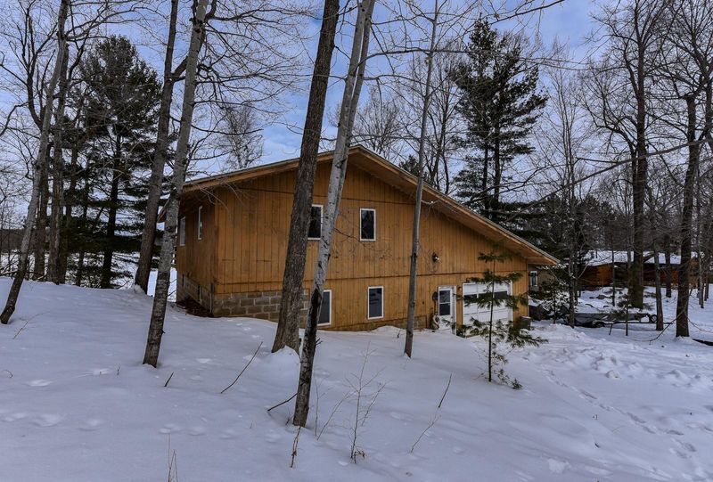 9062 Wilderness Point Rd, Brainerd, MN 56401