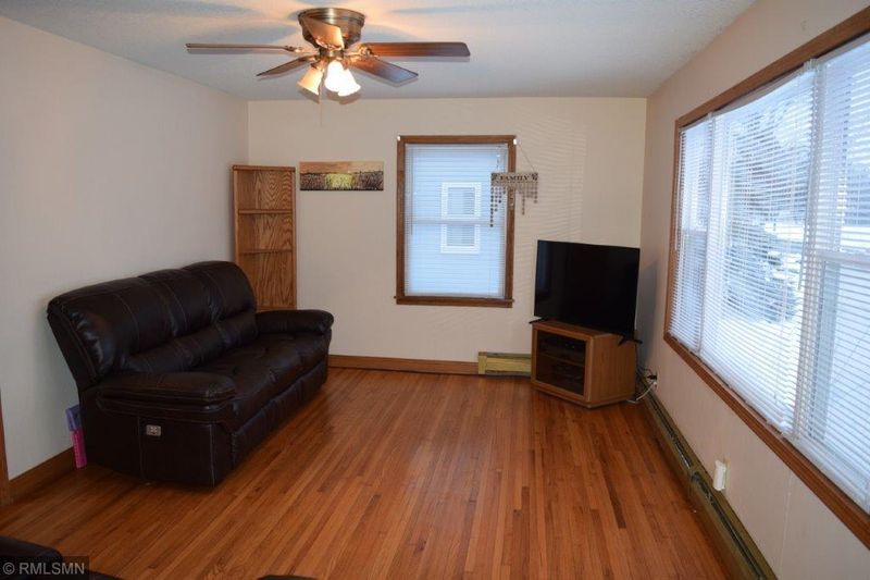 502 2nd St NE, Buffalo, MN 55313