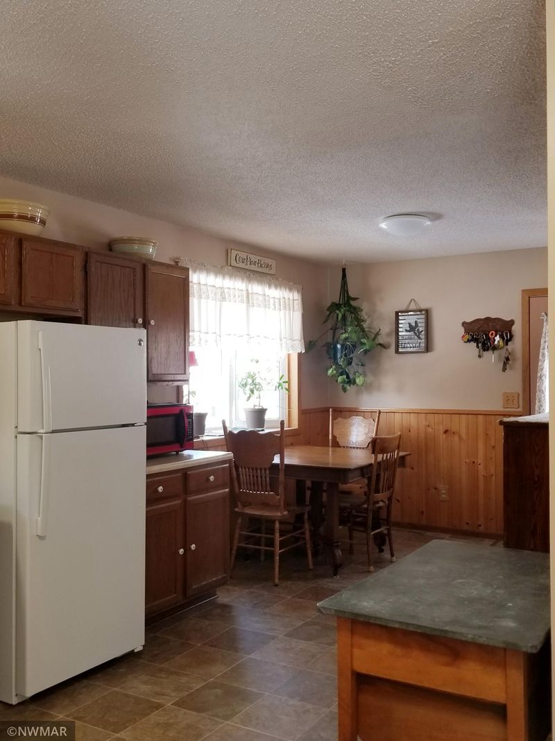 2303 Royal Estates Rd NE, Bemidji, MN 56601