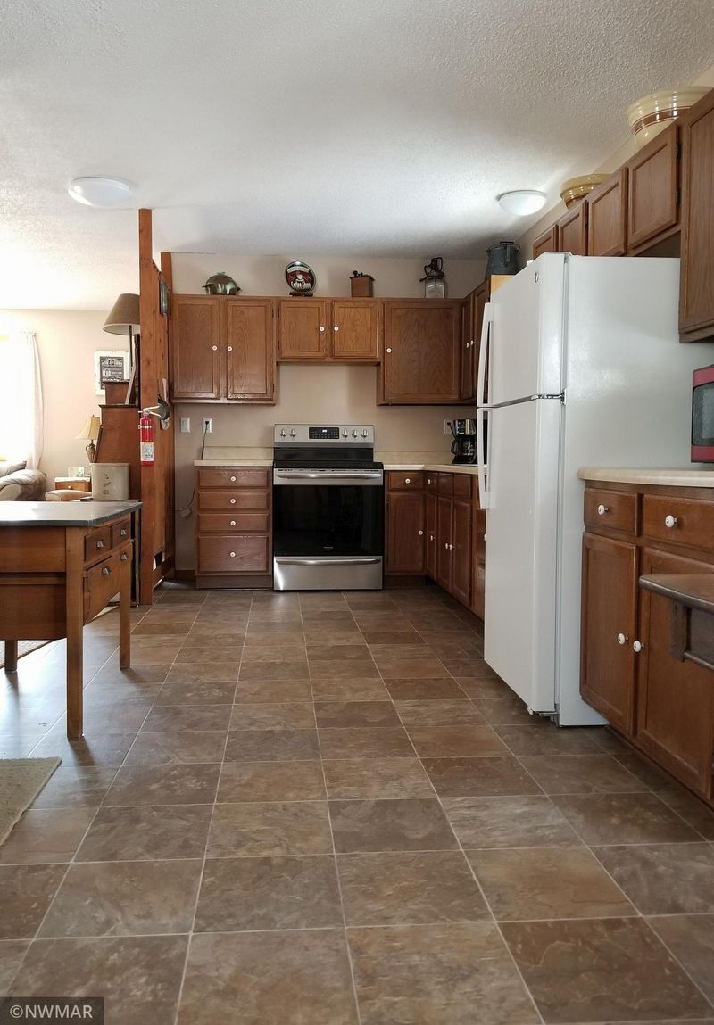 2303 Royal Estates Rd NE, Bemidji, MN 56601