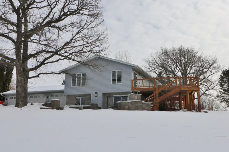1003 Ruby St NW, Alexandria, MN 56308