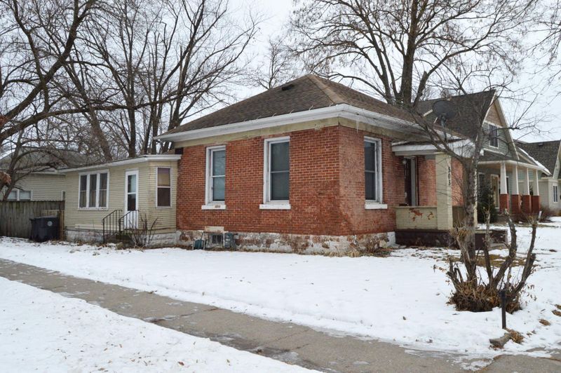 503 S 9th St, La Crosse, WI 54601