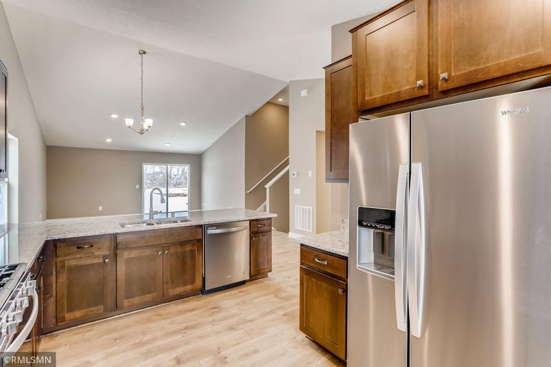 11653 Pineridge Way N, Dayton, MN 55327