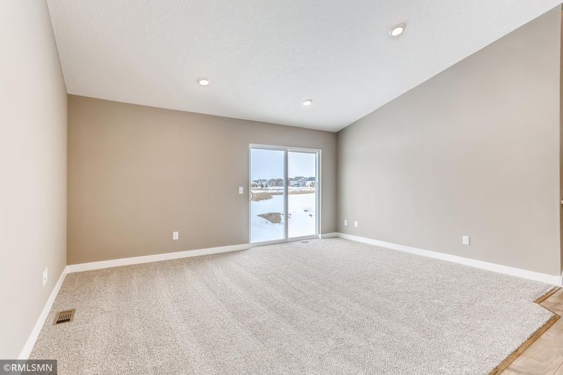 11653 Pineridge Way N, Dayton, MN 55327