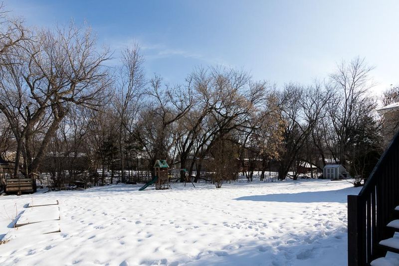 13117 Glenhurst Ave, Savage, MN 55378