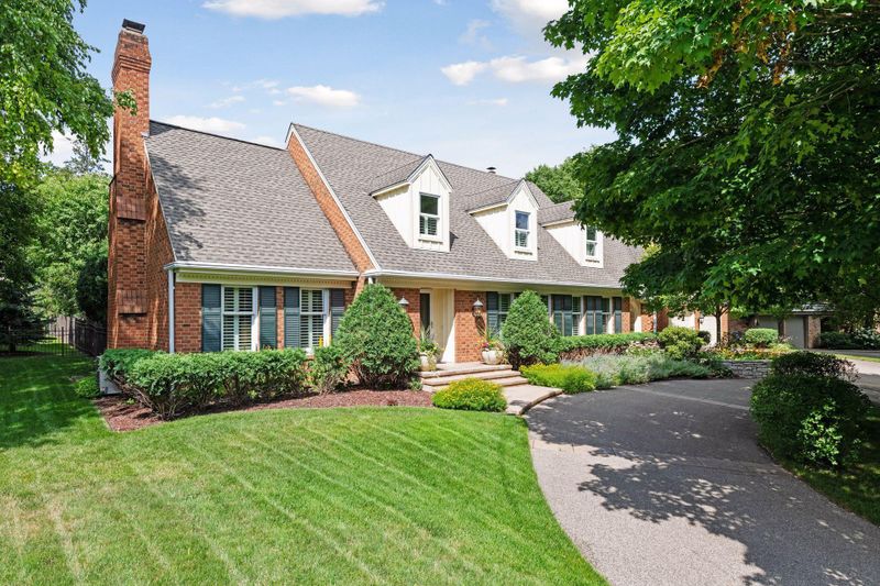 6108 Fox Meadow Ln, Edina, MN 55436