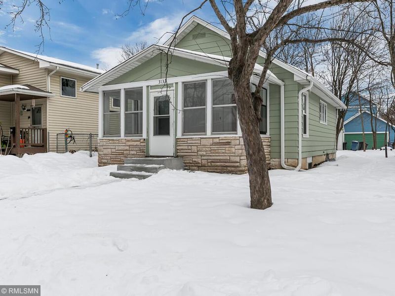 3133 39th Ave S, Minneapolis, MN 55406