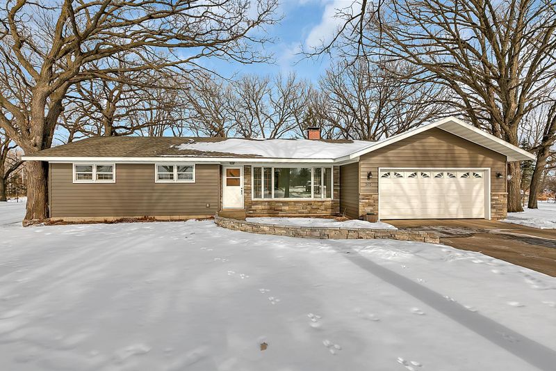 305 Heritage Dr, Sartell, MN 56377