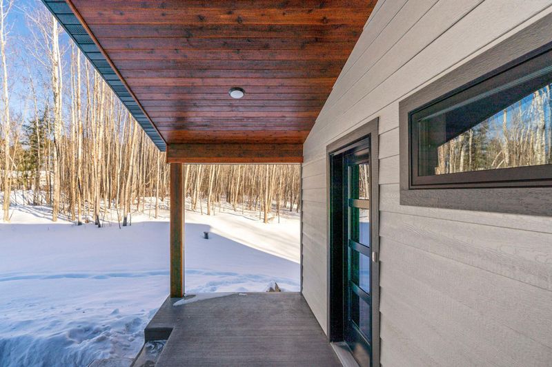 2420 Hidden Pines Dr, Carlton, MN 55718
