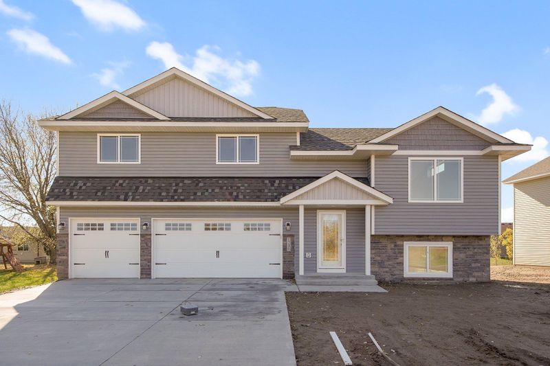 350 N Benet Ave, Rush City, MN 55069