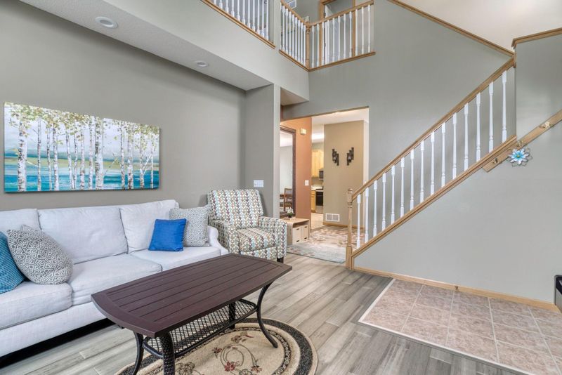8908 Olive Ln N, Maple Grove, MN 55311