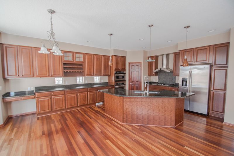 6601 Zircon Ln N, Maple Grove, MN 55311