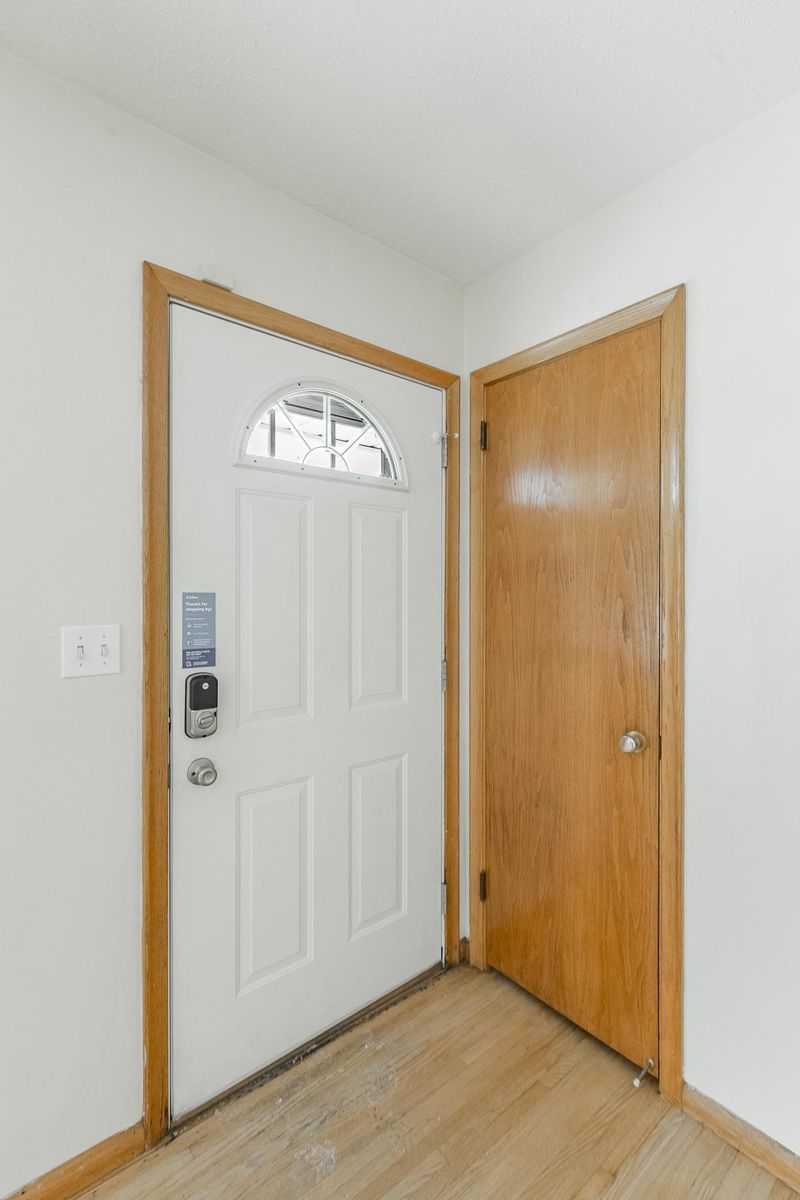 5518 Welcome Ave N, Crystal, MN 55429