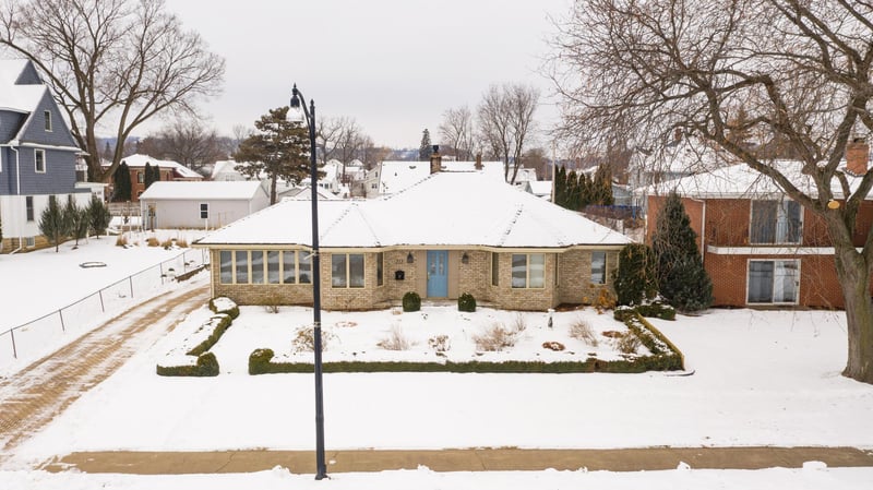 212 Lawrence Blvd E, Wabasha, MN 55981