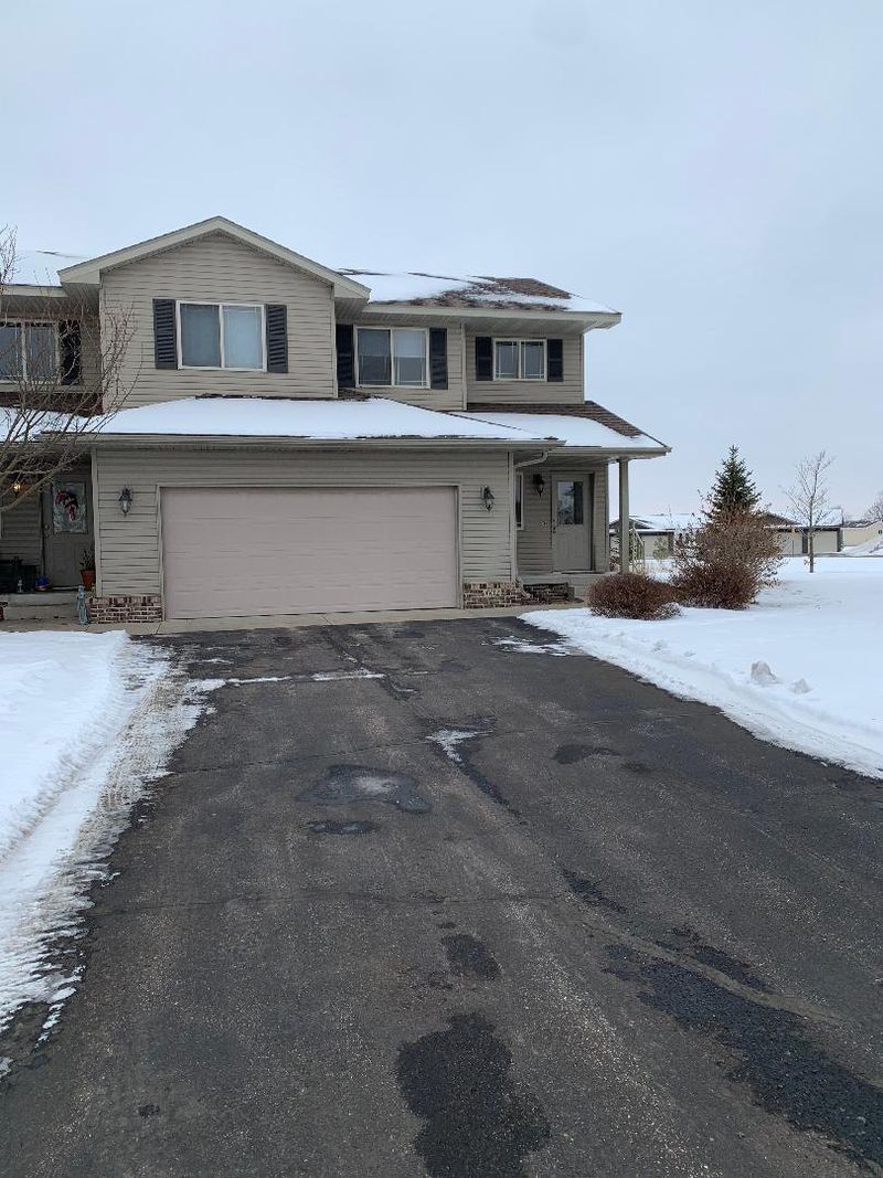 602 Graceview Loop E, Saint Joseph, MN 56374