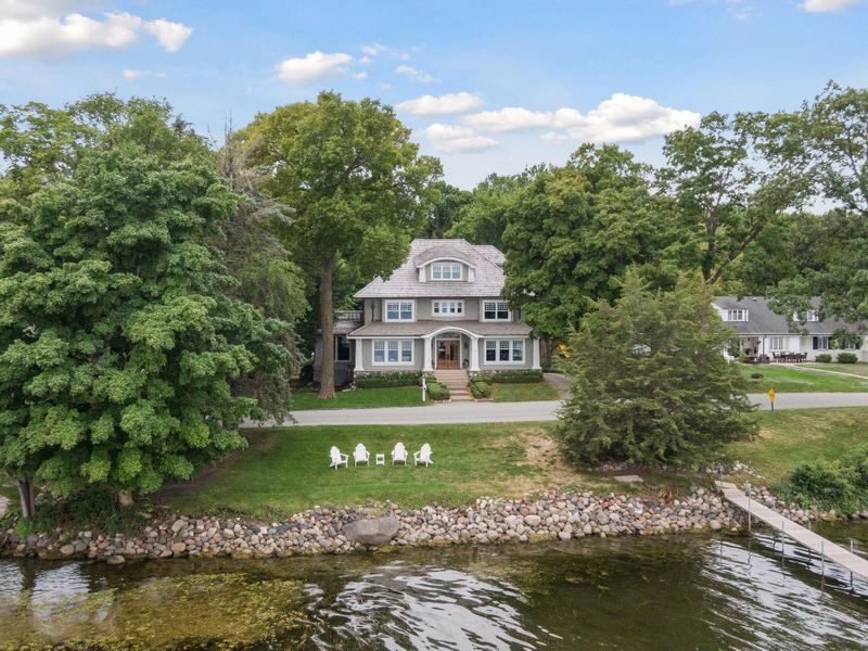 2438 Lafayette Rd, Minnetonka Beach, MN 55391