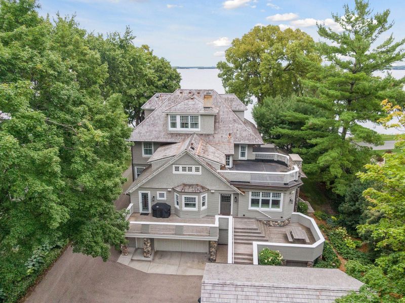 2438 Lafayette Rd, Minnetonka Beach, MN 55391