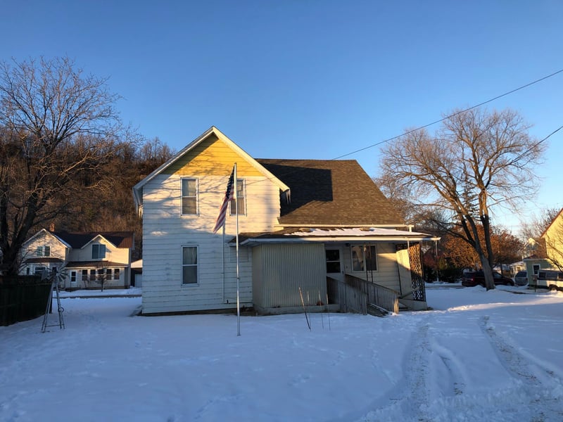 421 Walton St, Millville, MN 55957