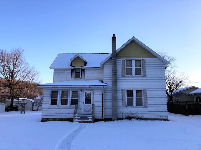 421 Walton St, Millville, MN 55957