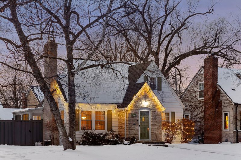 5720 12th Ave S, Minneapolis, MN 55417