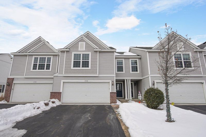 15332 Freedom Dr N, Hugo, MN 55038