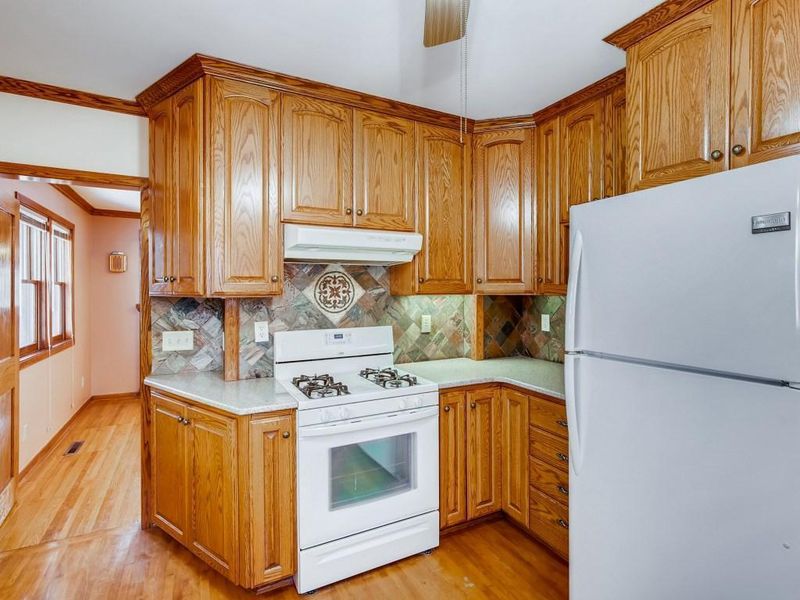 45 Griggs St N, Saint Paul, MN 55104