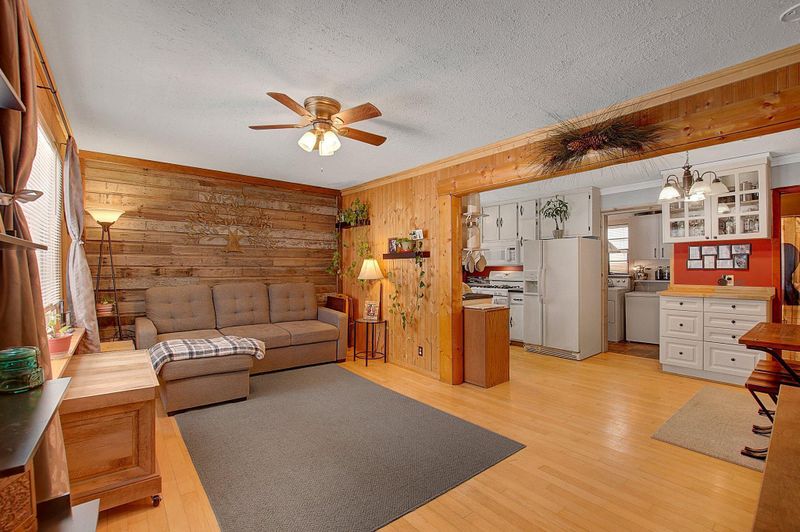 17034 E Lake Netta Dr NE, Ham Lake, MN 55304