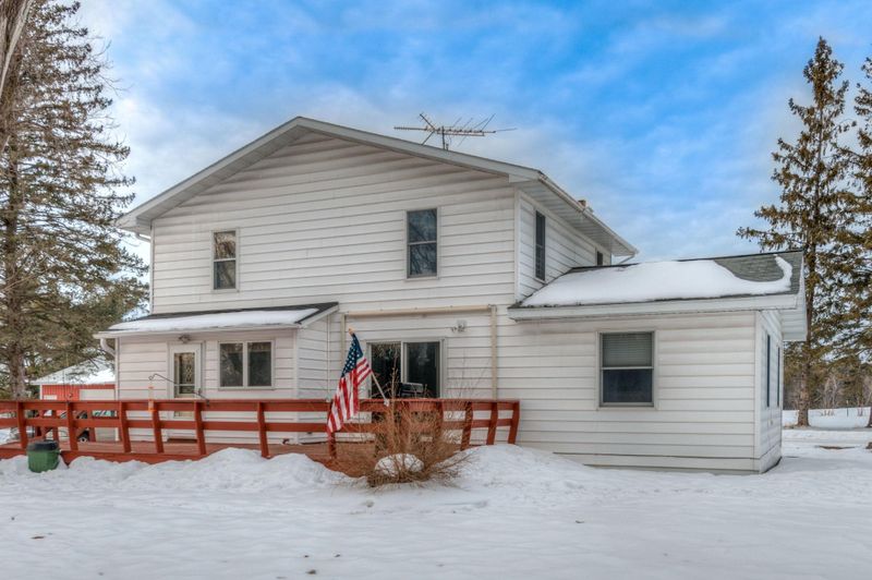 785 40th St, Clayton, WI 54004