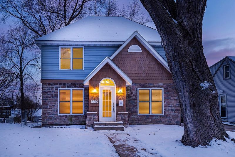 7713 Edgebrook Dr, Saint Louis Park, MN 55426