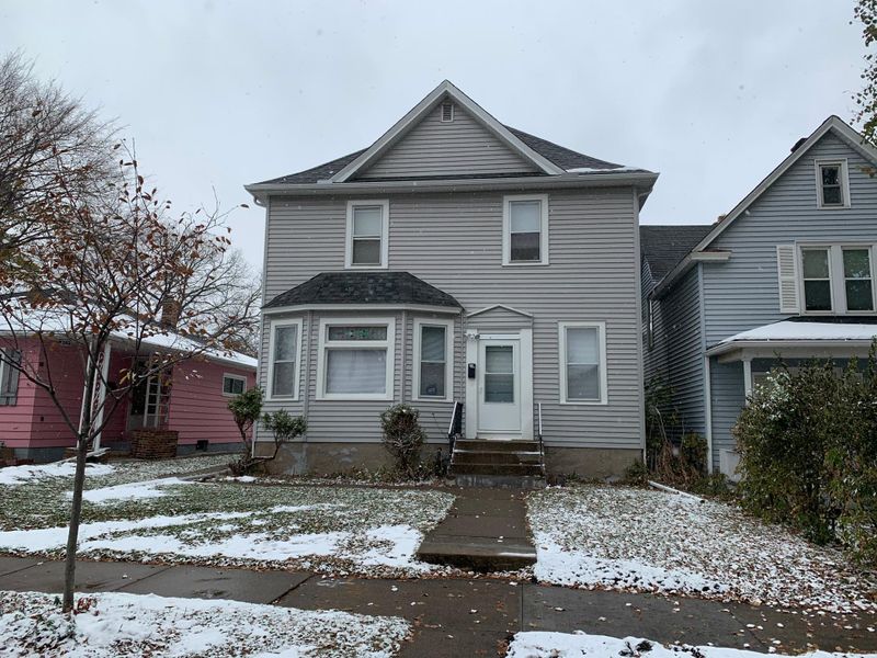 873 Cook Ave E, Saint Paul, MN 55106