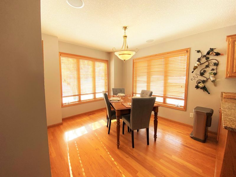 12940 39th Ave N, Plymouth, MN 55441
