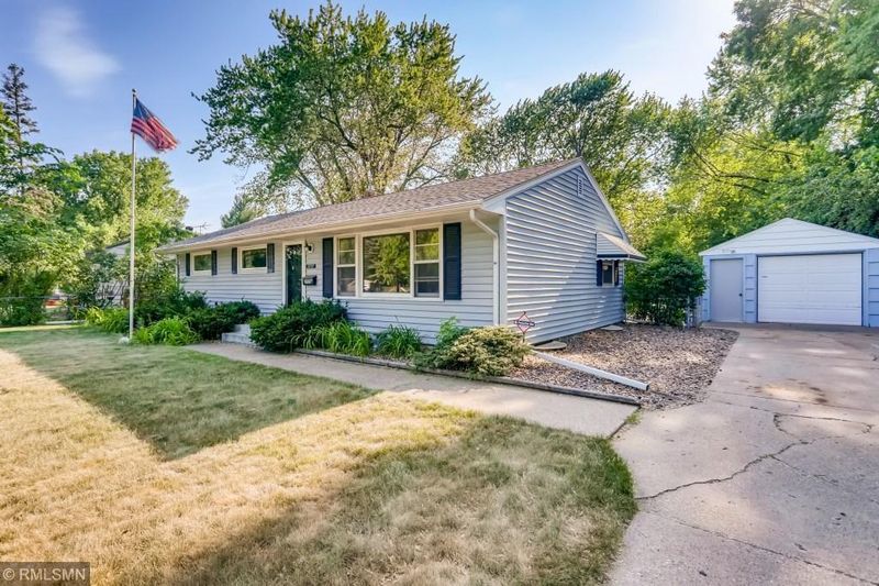 3737 Mcknight Rd N, White Bear Lake, MN 55110