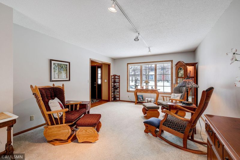 2018 11th St SW, Rochester, MN 55902