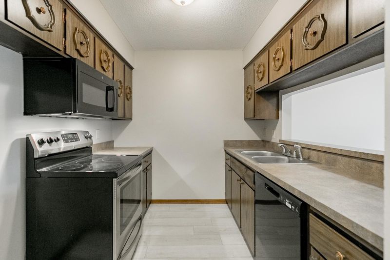 2809 E Minnehaha Pw #108, Minneapolis, MN 55417