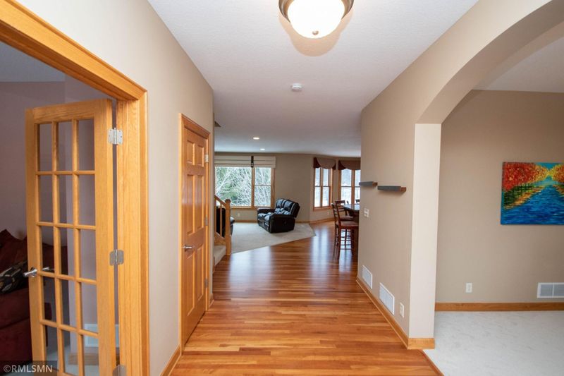 7177 Hidden Valley Pond S, Cottage Grove, MN 55016