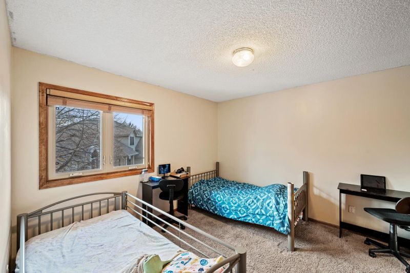 2717 91st Crescent N, Brooklyn Park, MN 55443